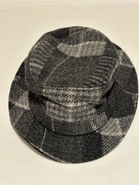 Men’s J Crew Wool S-M Gray Plaid Bucket Hat